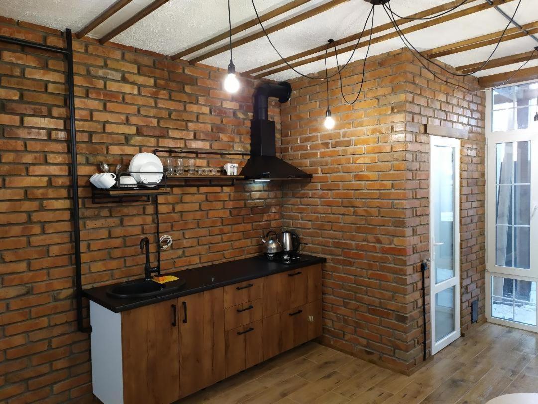 Апарт отель Loft House Одесса Экстерьер фото